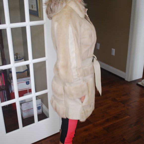 Schlampp's Two Tone Beige Mink & Leather Coat - Picture 3 of 14